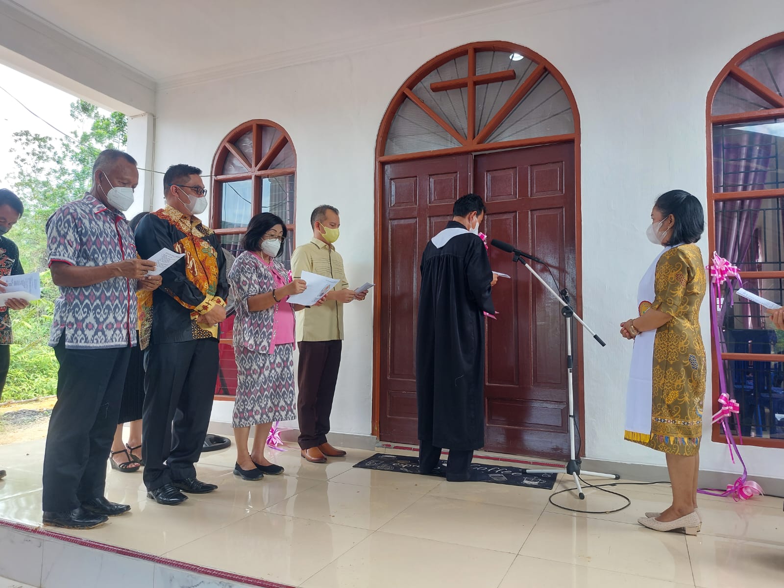 Bupati Gumas Resmikan Gedung Gereja Sakatik Jemaat GKE Kuala Kurun