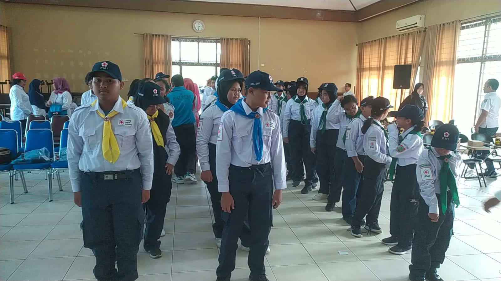 Asisten Adum Lepas Kontingen Kalteng Ikuti Kegiatan Jumbara PMR Tingkat Nasional IX