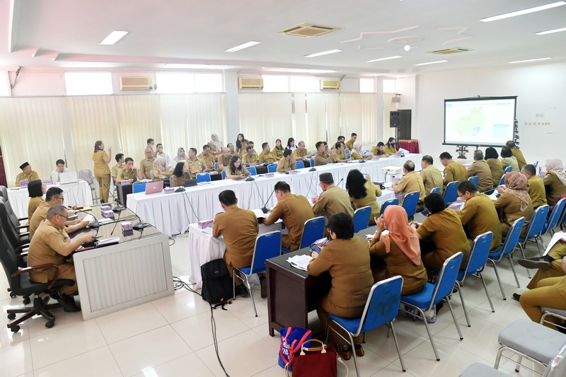 Kepala Bappedalitbang Prov. Kalteng Leonard S. Ampung : Sektor Industri di Kalteng Menjadi Salah Satu Motor Penggerak Pembangunan Ekonomi