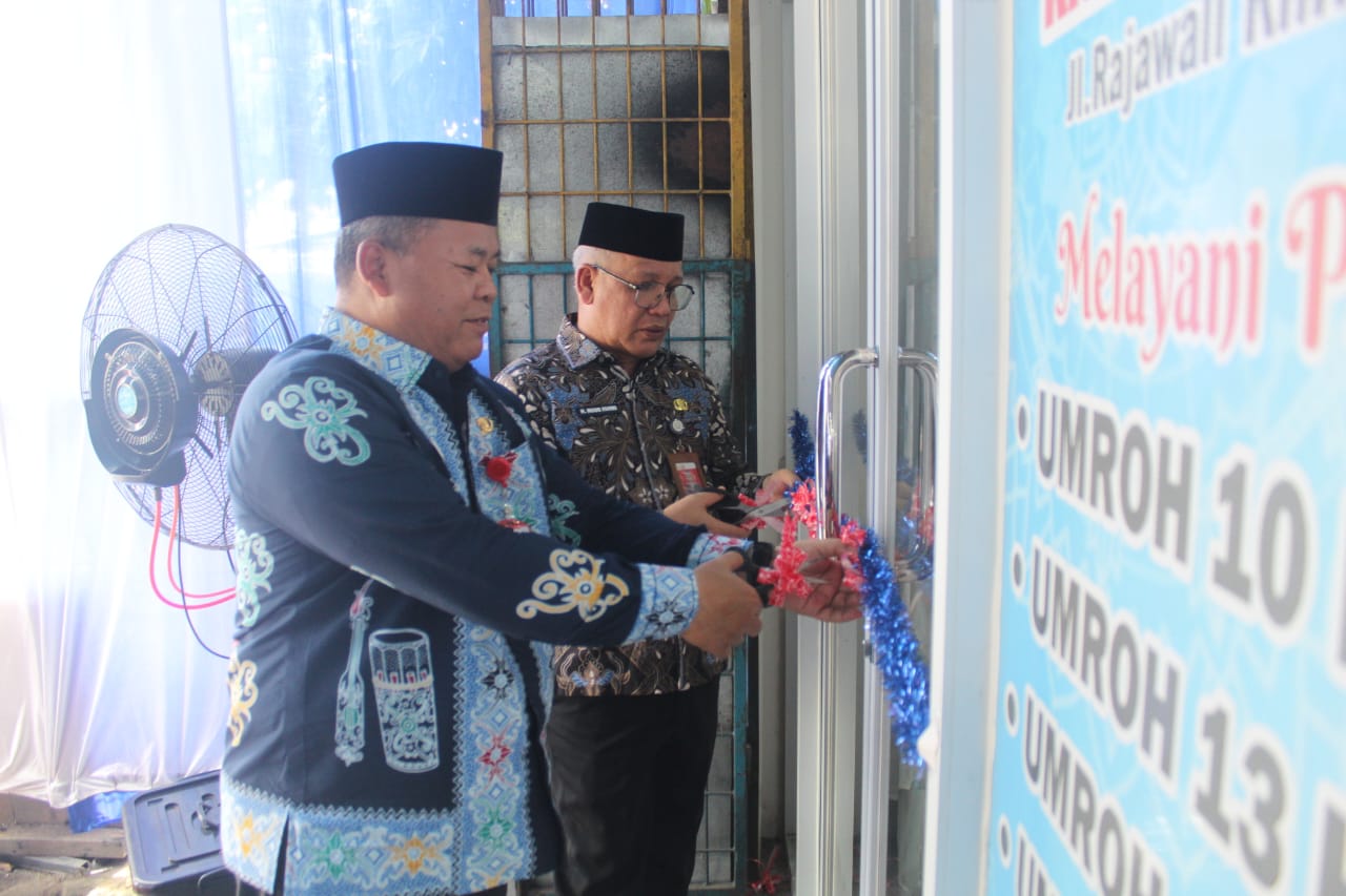 Plh. Asisten Pemkesra Maskur Hadiri Peresmian Kantor Pusat Travel Umrah PT Rajawali Jaya Kamilah Travelindo