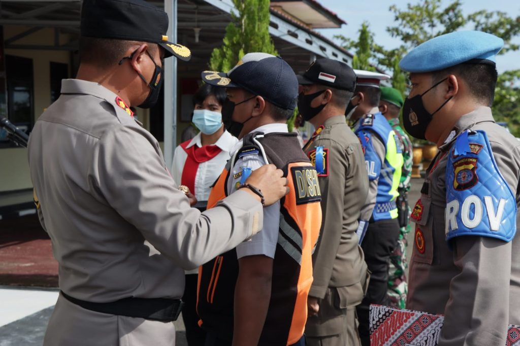 Jelang Bulan Ramadhan Polres Gumas Gelar Upacara