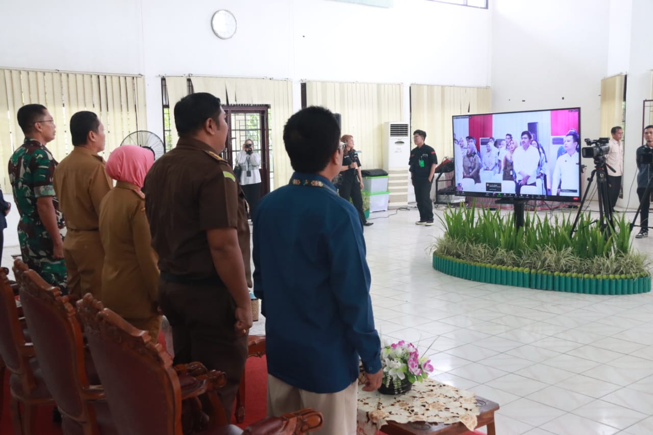Sahli Yuas Elko Bersama Jajaran dari Dinas Ketahanan Pangan Prov. Kalteng Ikuti Apel Siaga Pengamanan Pasokan dan Harga Pangan Periode HBKN