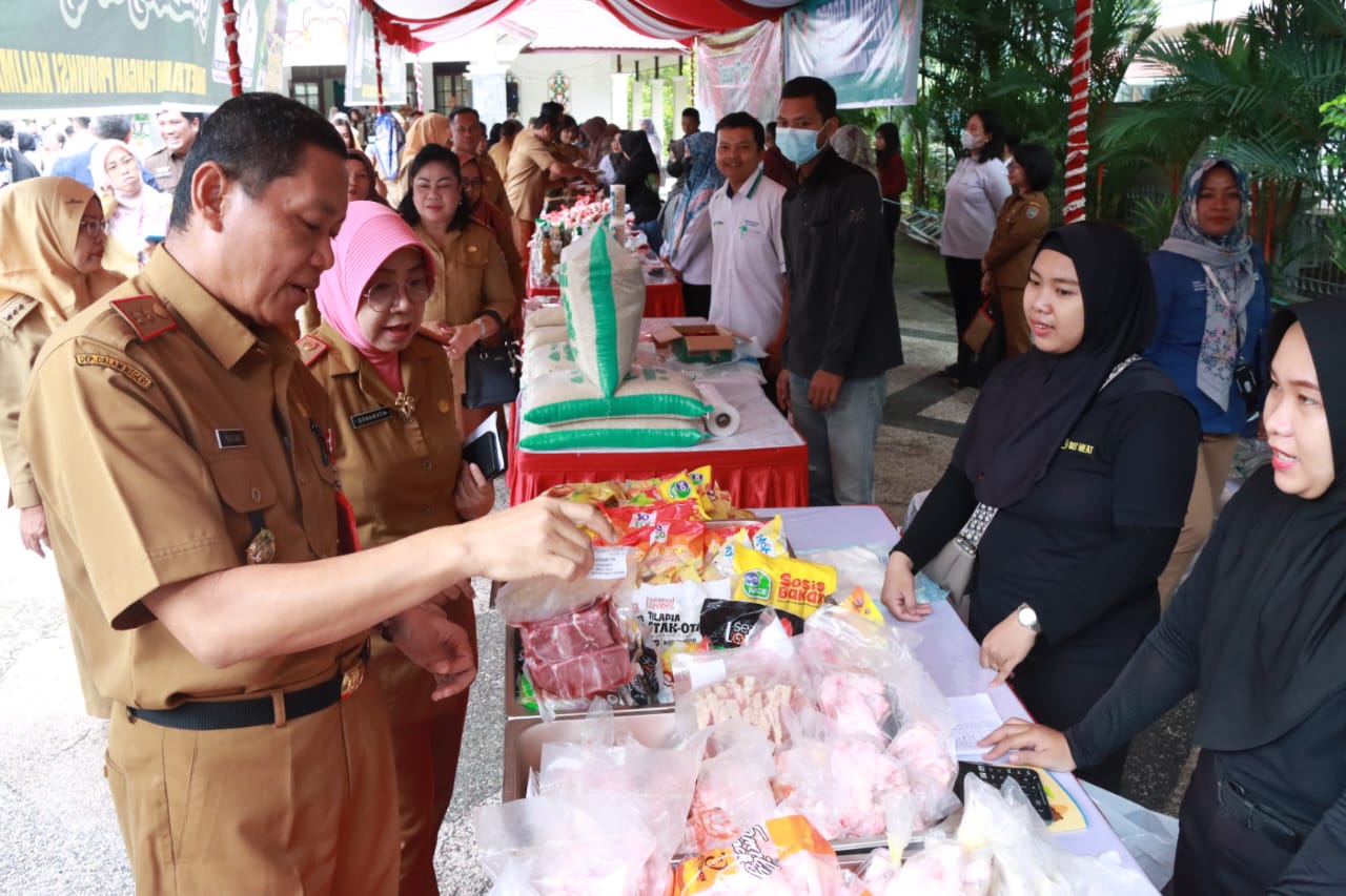 Sahli Yuas Elko Bersama Jajaran dari Dinas Ketahanan Pangan Prov. Kalteng Ikuti Apel Siaga Pengamanan Pasokan dan Harga Pangan Periode HBKN