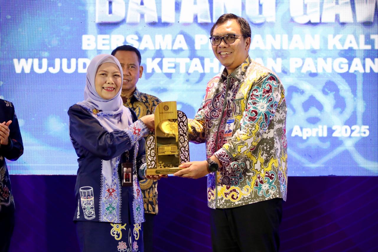 Asisten Ekbang Sri Widanarni Hadiri Acara Diseminasi Laporan Perekonomian Prov. Kalteng Tahun 2025 yang Diselenggarakan Oleh BI Kalteng