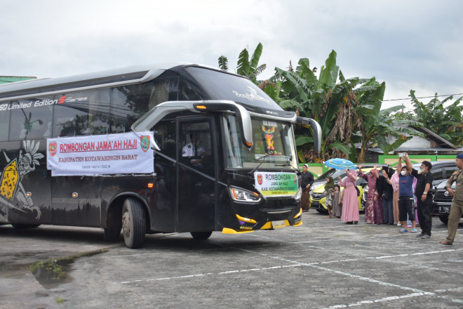 Sebanyak 61 Orang Jemaah Haji Kobar Tiba Di Pangkalan Bun