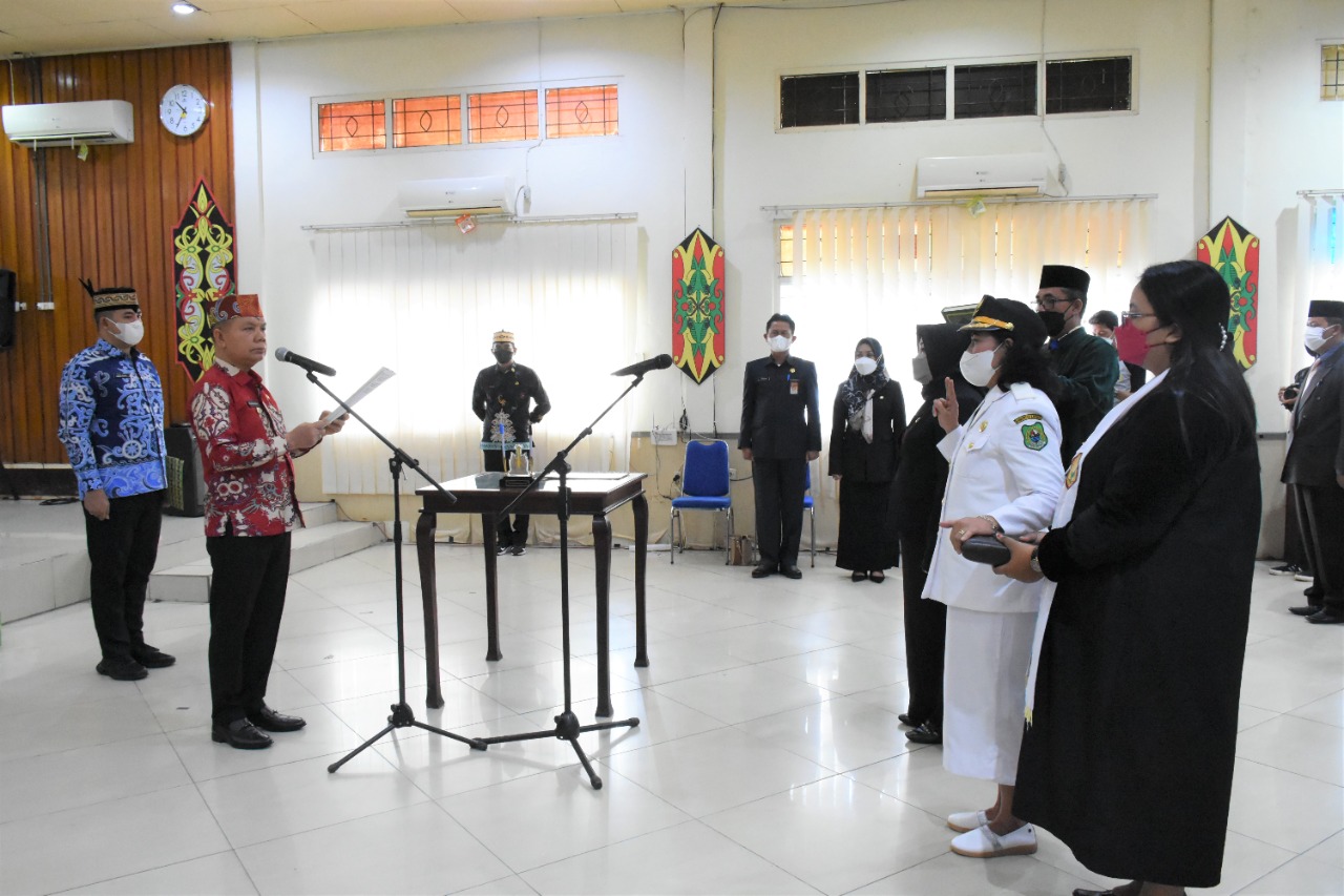 Pelantikan Pejabat Di Lingkungan Pemkab. Kapuas Tahun 2022