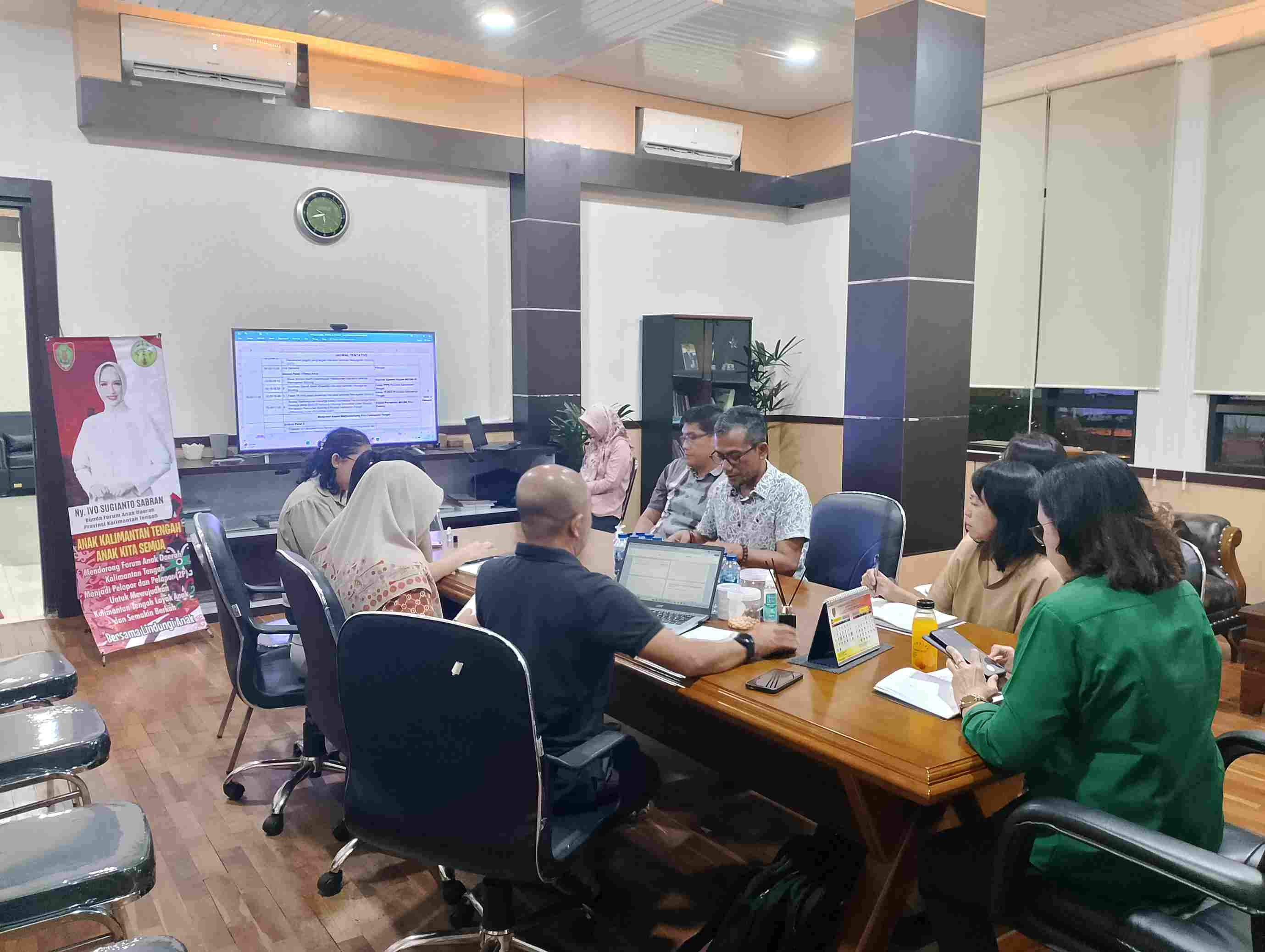 DP3APPKB Prov. Kalteng Gelar Rapat Persiapan HARGANAS Ke-31, HAN Ke-40 Tingkat Provinsi, dan Temu Kerja TPPS