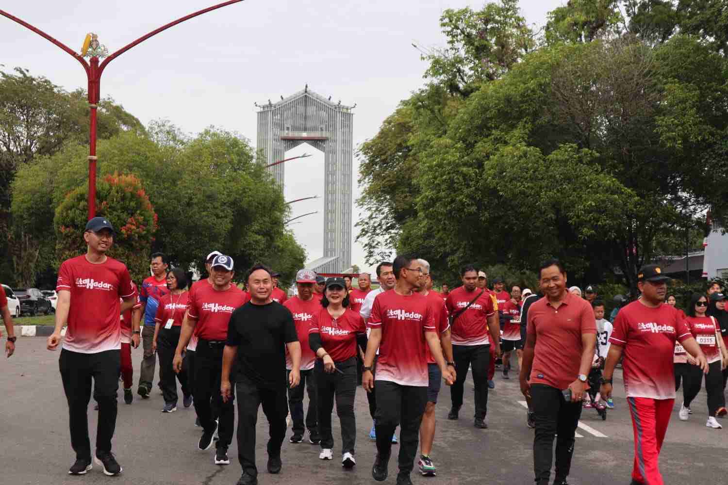 Kepala DP3APPKB Linae Victoria Aden Hadiri Fun Run “Itah Hadari” Serta Edukasi “Stop Narkoba dan Judi Online”