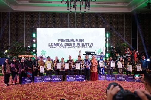 Disbudpar Prov. Kalteng Gelar Malam Anugerah Desa Wisata Tingkat Provinsi Kalteng Tahun 2024