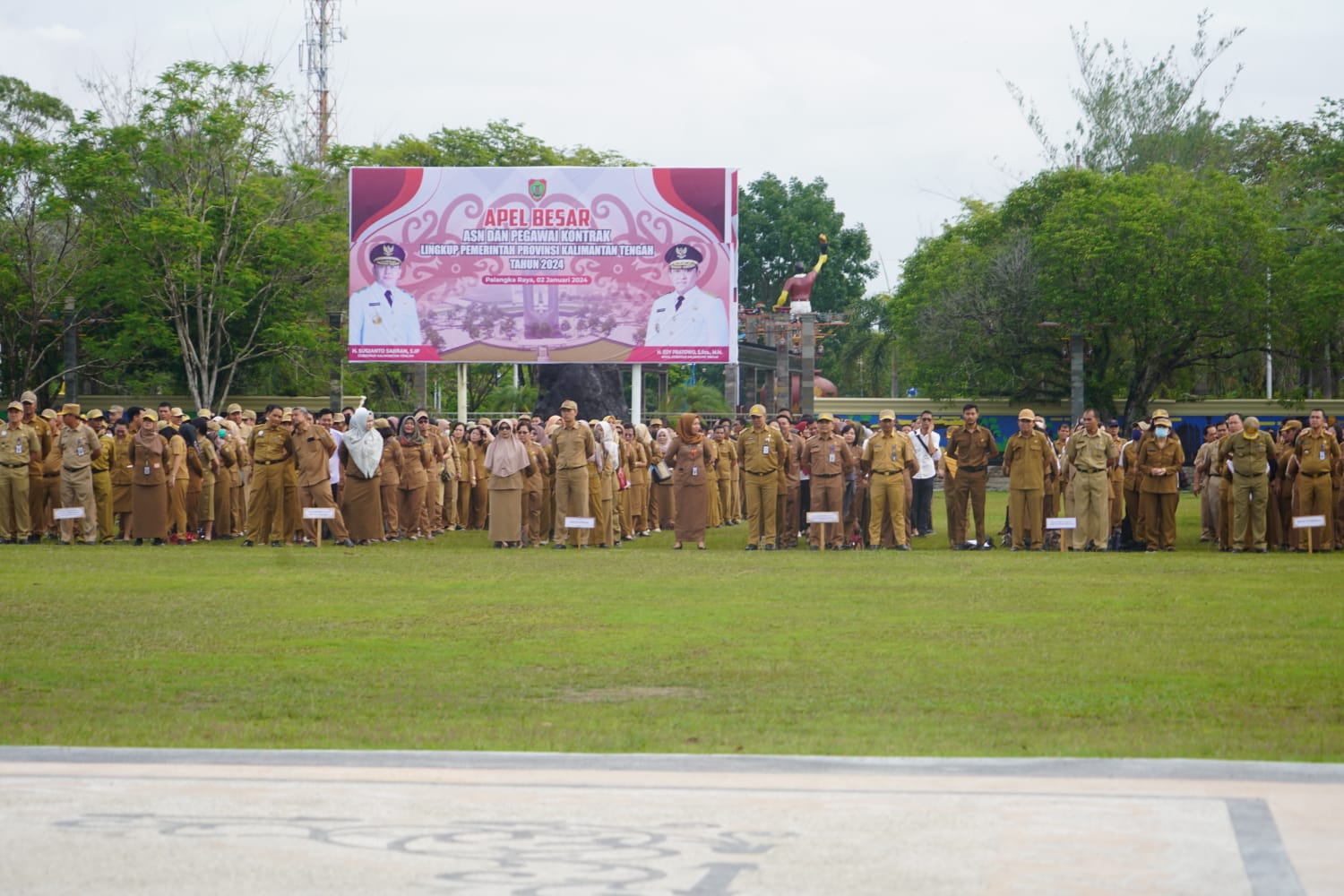 Wagub Kalteng Edy Pratowo Pimpin Apel Besar