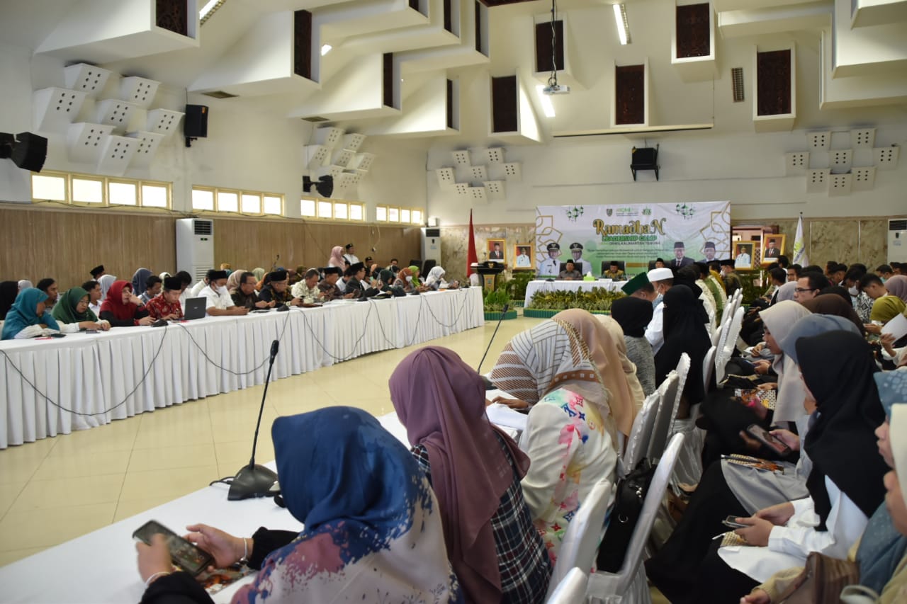 Sekda Prov. Kalteng Buka Ramadan Leadership Camp Ikatan Cendekiawan Muslim Se-Indonesia Orwil Kalteng