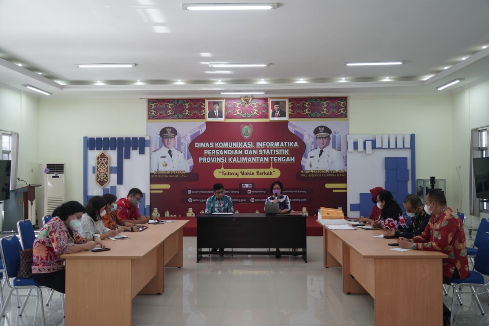 Rapat Penyerahan DUPAK Dari Tim Sekretariat Penilai JFT Pranata Humas Periode I Tahun 2022