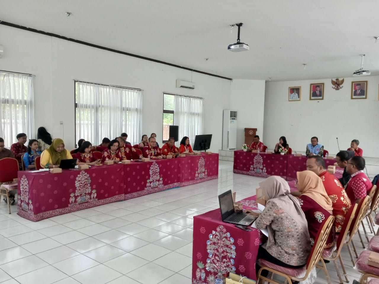 Badan Kesbangpol Prov. Kalteng Bersama Inspektorat Prov. Kalteng Gelar Sosialisasi UPG dan Penyuluhan Anti Korupsi