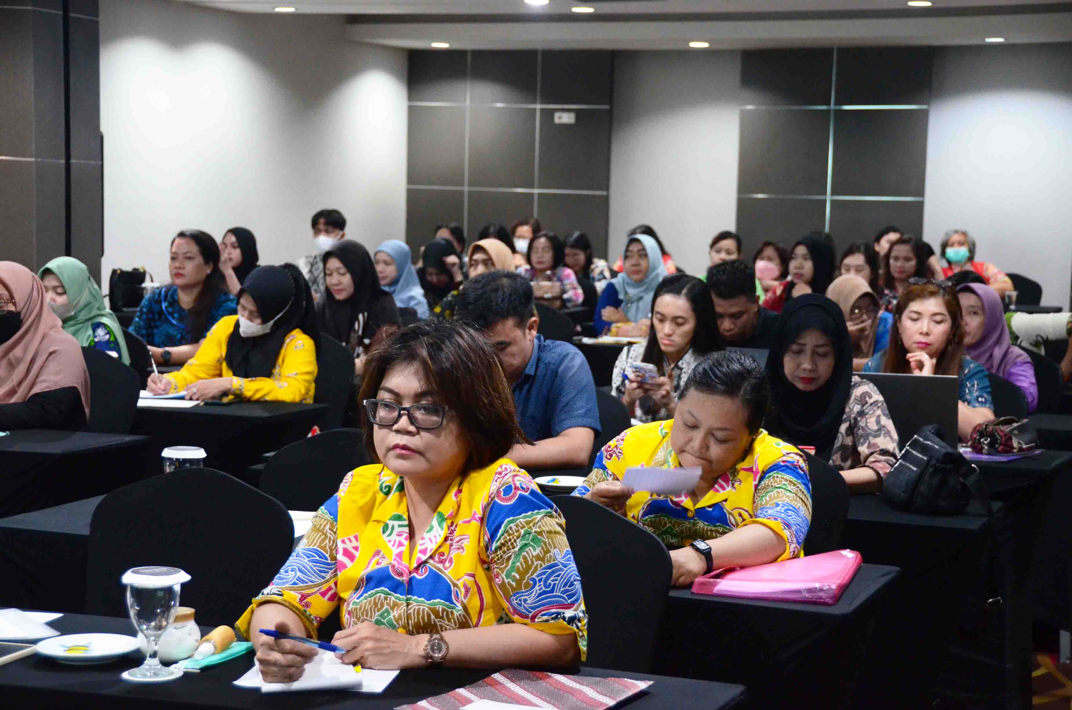 Dinkes Prov. Kalteng Melalui Bidang Kesmas Gelar Pertemuan Koordinasi Pengelola Program Gizi Tingkat Prov. Kalteng