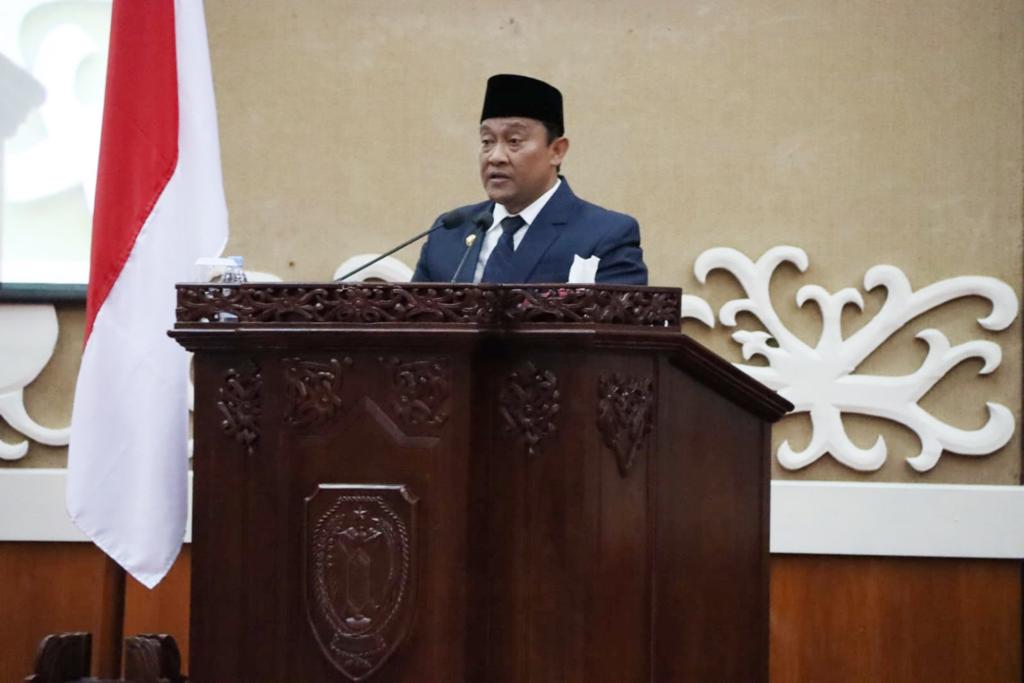 Wagub Kalteng Edy Pratowo Hadiri Peresmian Pemberhentian dan Peresmian Pengangkatan Pengganti Sisa Masa Jabatan Tahun 2019-2024