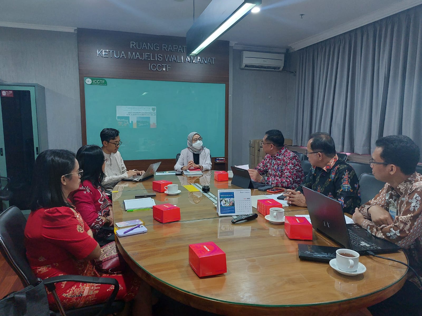 Komitmen Gubernur Kalteng Ditindaklanjuti Dislutkan Prov. Kalteng Dalam Kembangkan Potensi Kelautan dan Perikanan
