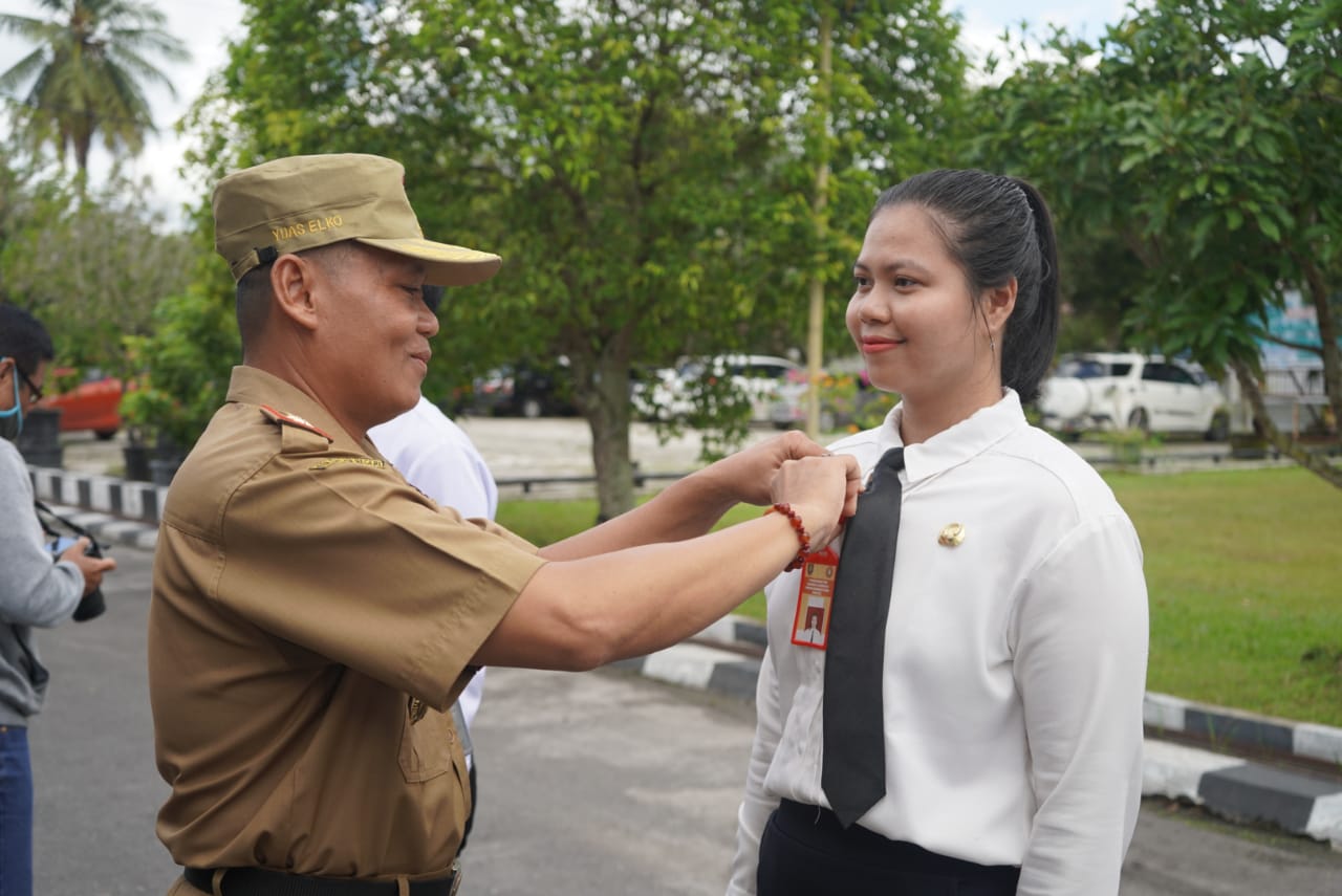 Sahli Yuas Elko Tutup Latsar CPNS Gelombang IV Golongan III Angkatan X, XI, XII Prov. Kalteng Tahun 2022