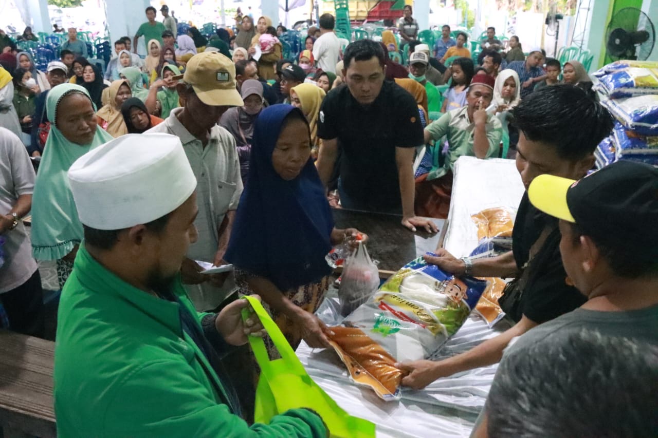 Gubernur Kalteng Sugianto Sabran Buka Pasar Murah di Kelurahan Madurejo