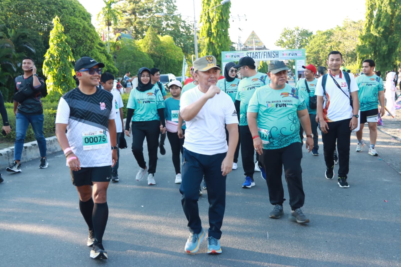 Gubernur Kalteng Sugianto Sabran Lepas Fun Run Fun Walk 5 K dan 3 K