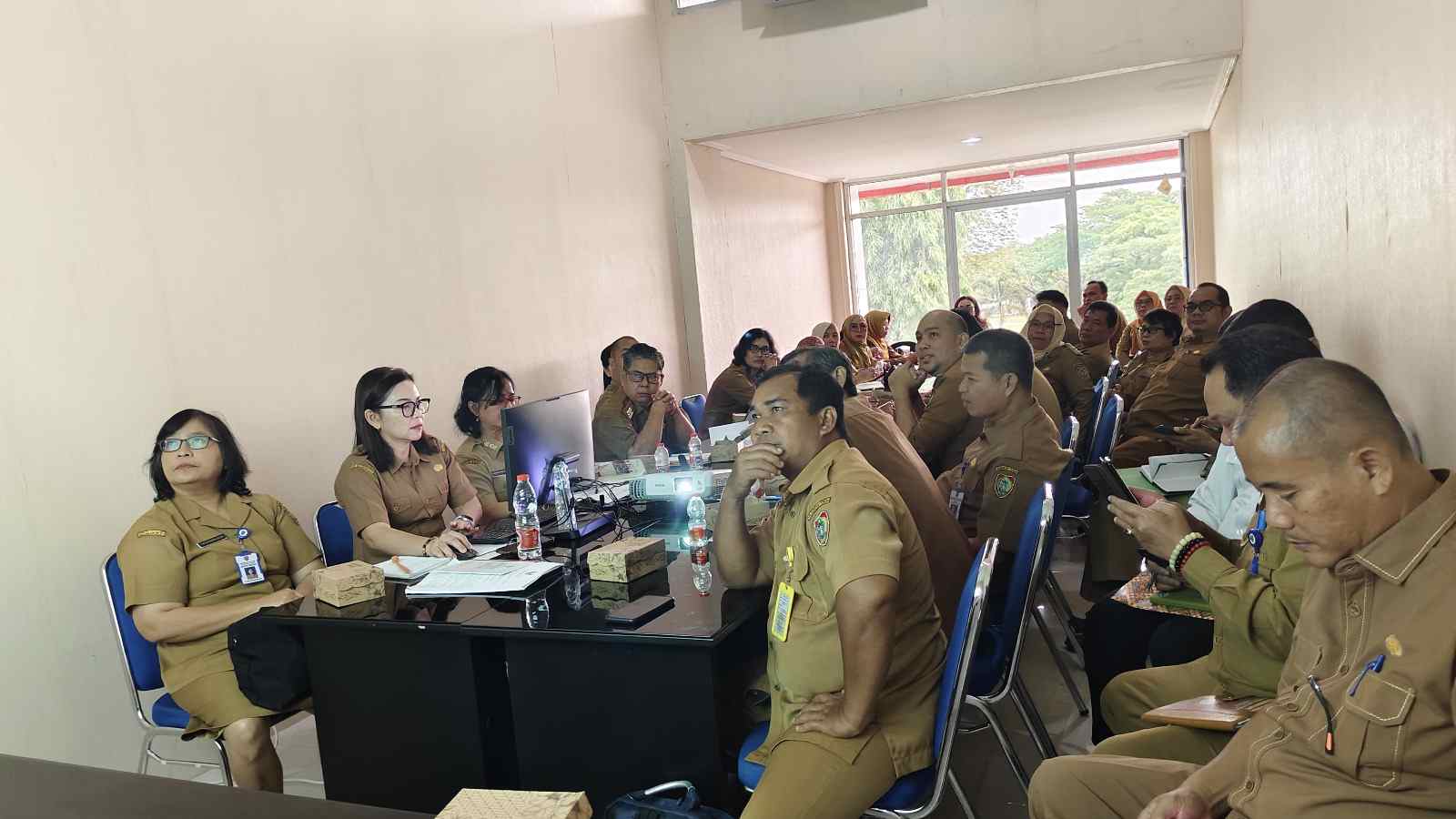 Biro Organisasi Laksanakan Rapat Persiapan Evaluasi Pada UPTD dan Cabang Dinas di Pemprov Kalteng