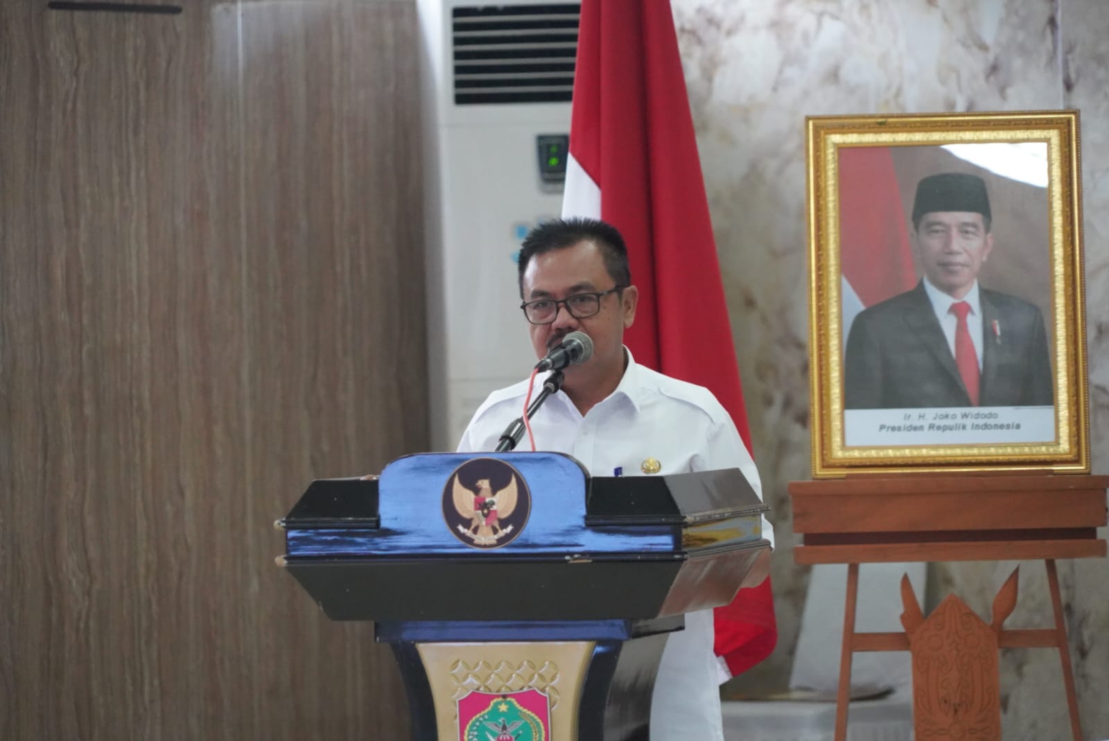 Sahli Herson B Aden Buka Pertemuan dan Sosialisasi Monitoring dan Evaluasi Terkait Pembuatan dan Pelaksanaan KLHS, RPJPD Maupun RPJMD