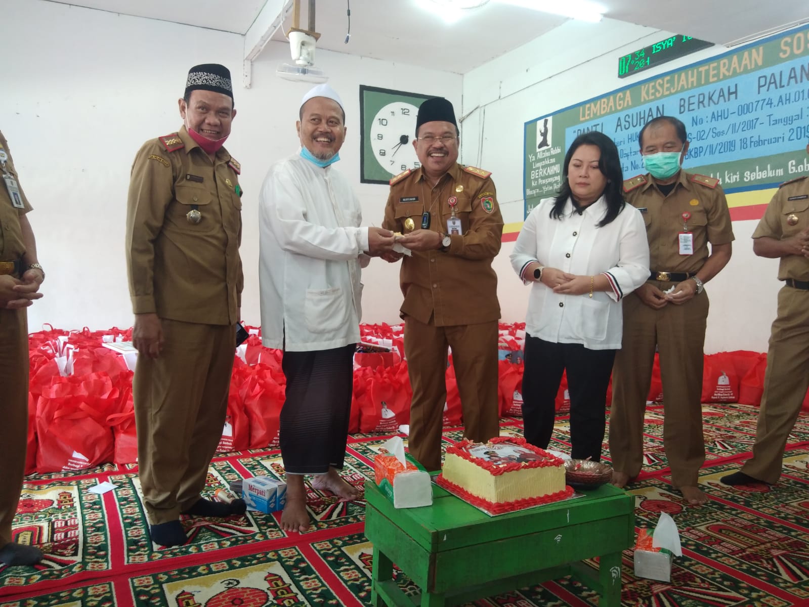 Gubernur Kalteng Gelar Anjangsana Ke Panti Asuhan Berkah