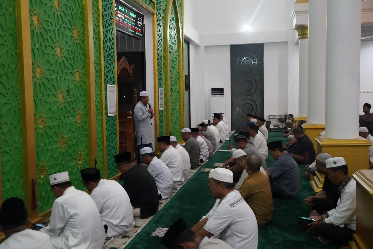 Pemprov Kalteng Gelar Salat Berjamaah yang juga Bertepatan dengan HUT Gubernur Kalteng Sugianto Sabran Pada Tanggal 5 Juli 2023