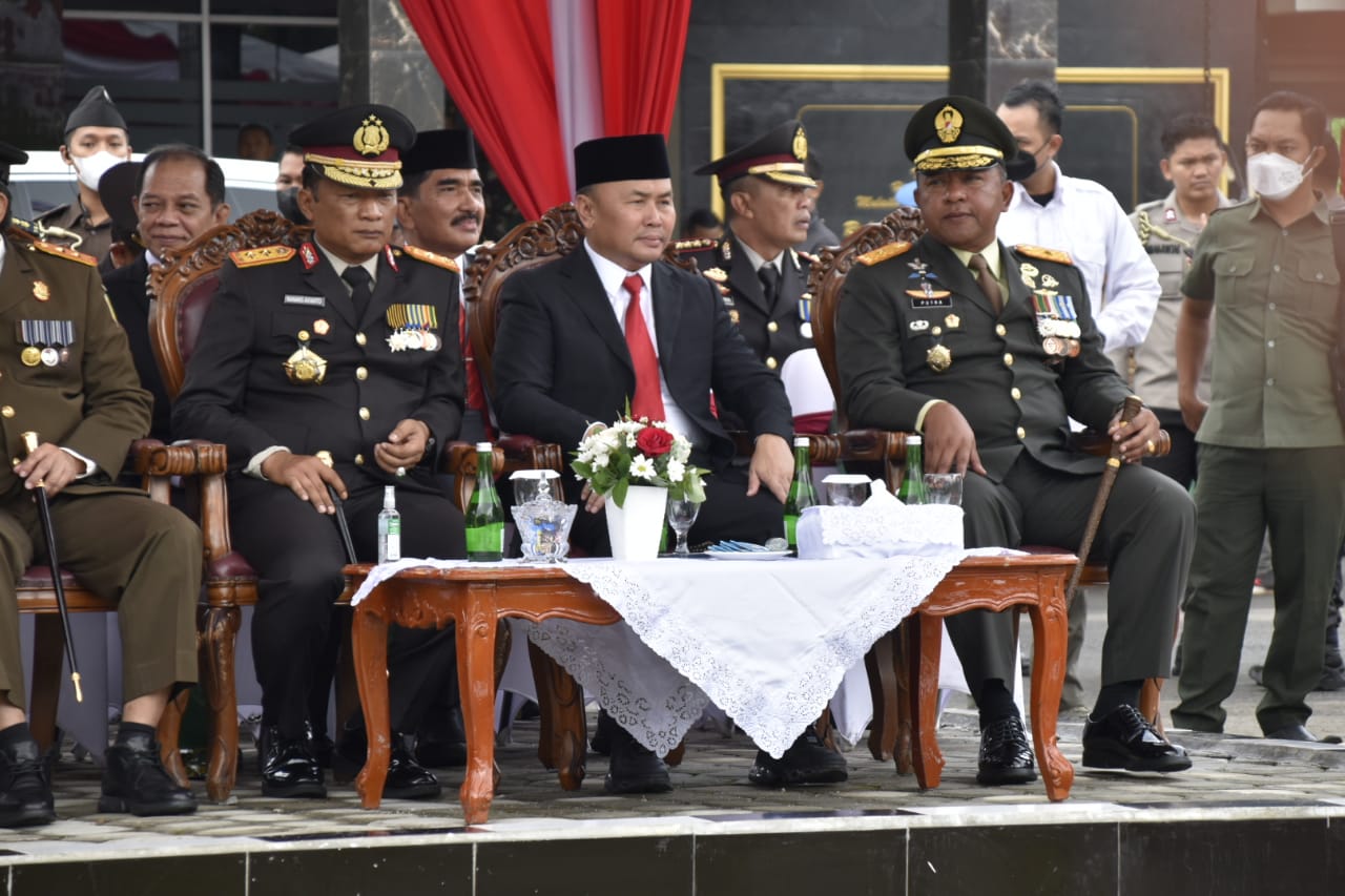 Gubernur Kalteng Hadiri Upacara Peringatan HUT ke-77 Tentara Nasional Indonesia