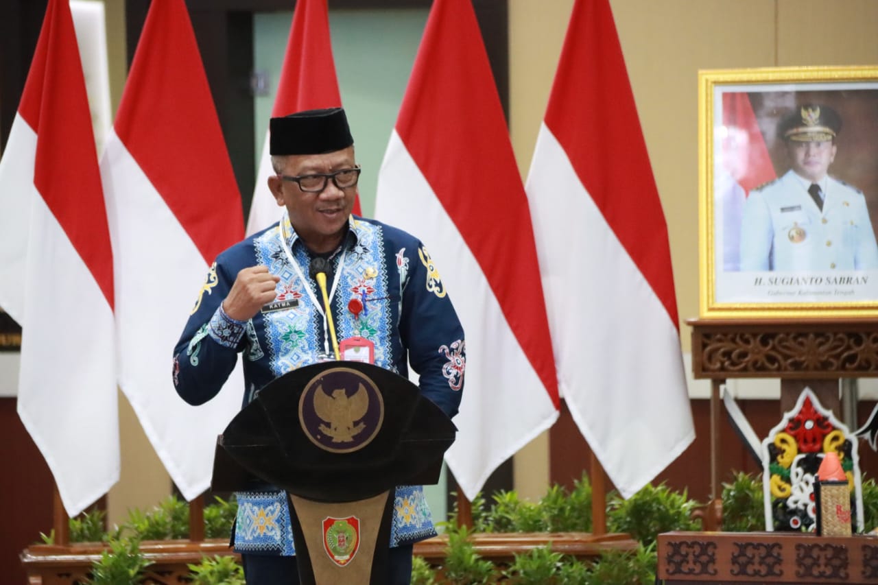 Plt. Sekda Prov. Kalteng M. Katma F. Dirun Saksikan Pelantikan Dewan Pengawas dan Dewan Hakim pada MTQ VII KORPRI Tingkat Nasional