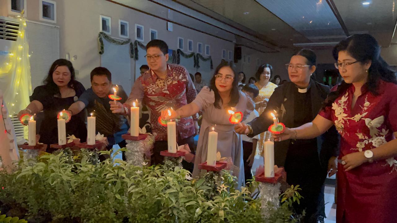 Dislutkan Prov. Kalteng Gelar Ibadah dan Perayaan Natal Keluarga Besar Dislutkan Prov. Kalteng Tahun 2024
