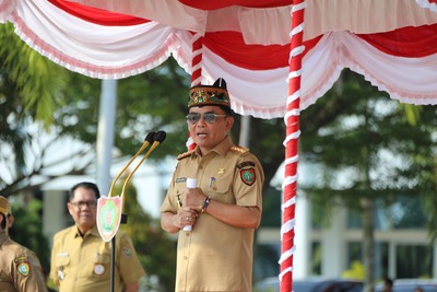 Gubernur Kalteng Agustiar Sabran Pimpin Apel dan Beri Pengarahan