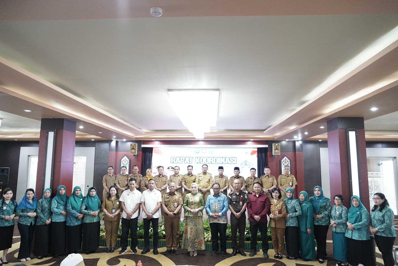 Plh Asisten Pemkesra Maskur Buka Rakor Pengembangan dan Pembinaan Kota / Kabupaten Tanggap Ancaman Narkotika