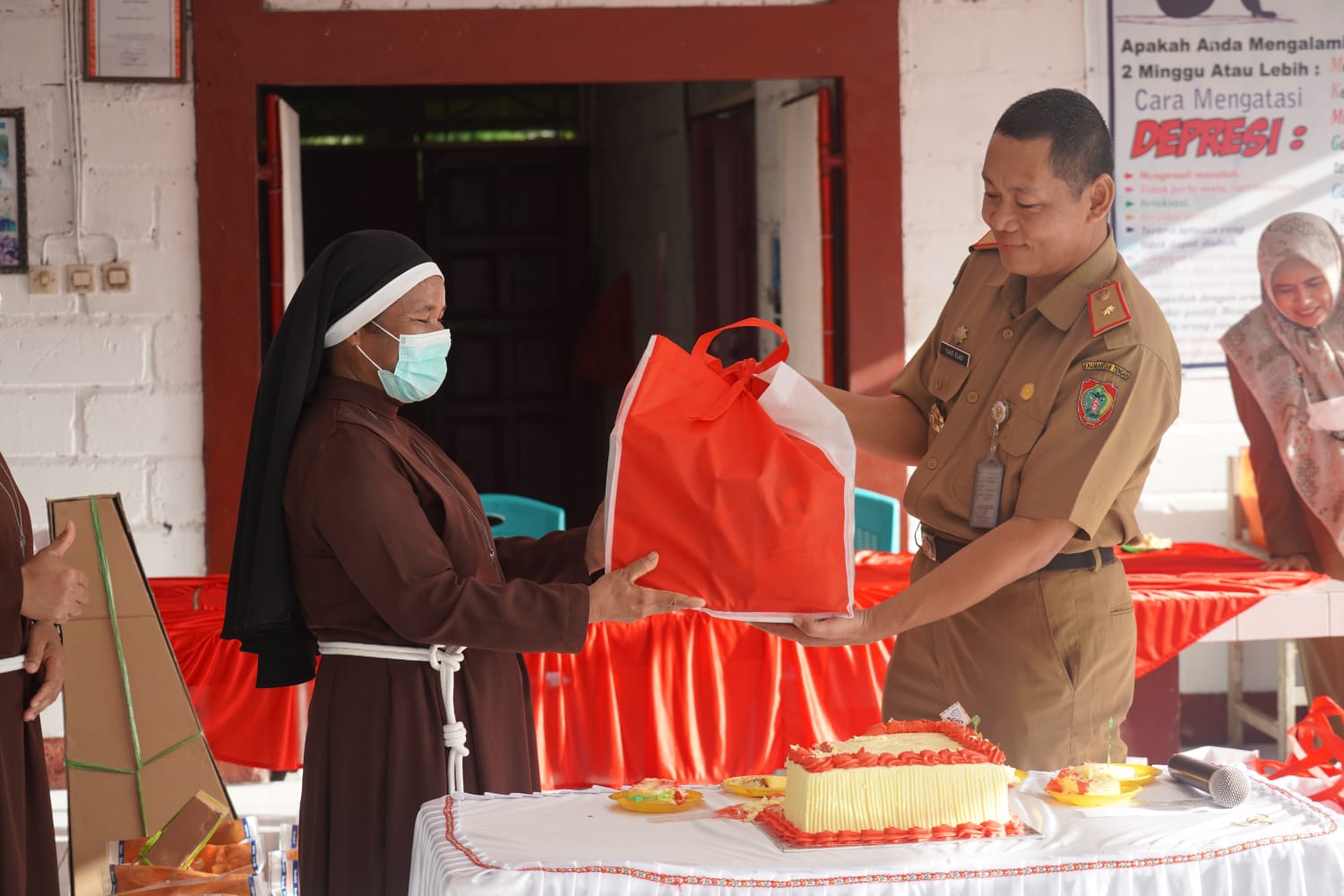 Gubernur Sugianto Sabran Melalui Jajaran Pemprov. Kalteng Gelar Anjangsana Ke Panti Rehabilitasi Joint Adulam Ministry