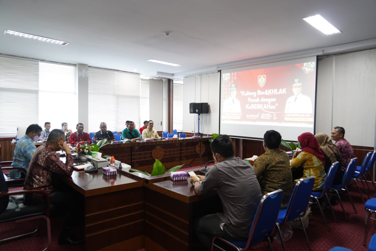 Sahli Yuas Elko Pimpin Rapat Persiapan Evaluasi Kinerja TPID Dan Pertumbuhan Ekonomi Kalteng