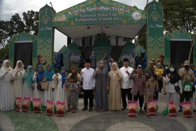 Gubernur Kalteng Agustiar Sabran dan Wagub Edy Pratowo Buka Secara Resmi National Halal Fair 2025