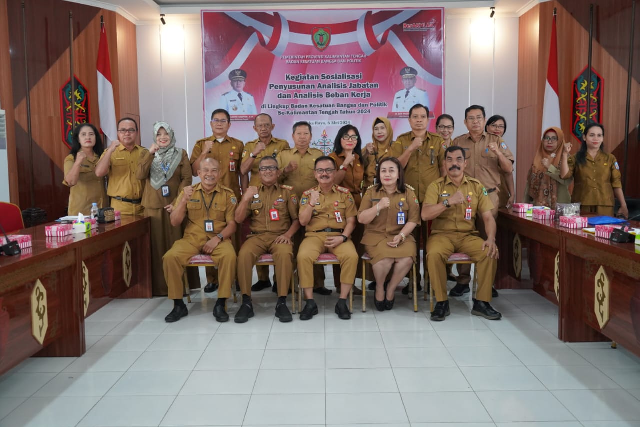 Plh Asisten Pemerintahan dan Kesra Herson B Aden Buka Sosialisasi Penyusunan Analisis Jabatan dan Analisis Beban Kerja di Lingkup Kesbangpol se-Kalteng