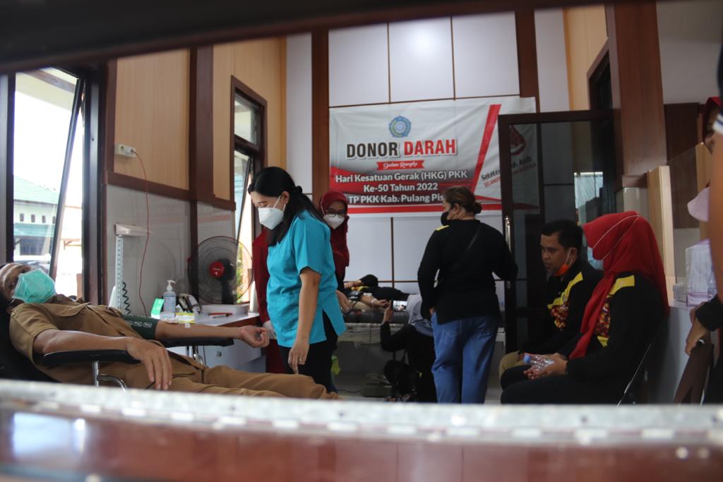 TP PKK Kab. Pulang Pisau Gelar Aksi Donor Darah Peringati HKG PKK Ke-50 Tahun 2022
