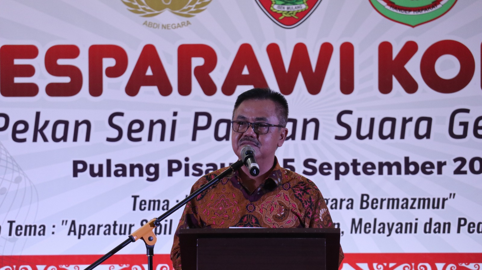 Sahli Herson B. Aden Tutup Pekan Seni Paduan Suara Gerejawi (PESPARAWI) IV KORPRI Tingkat Prov. Kalteng Tahun 2023