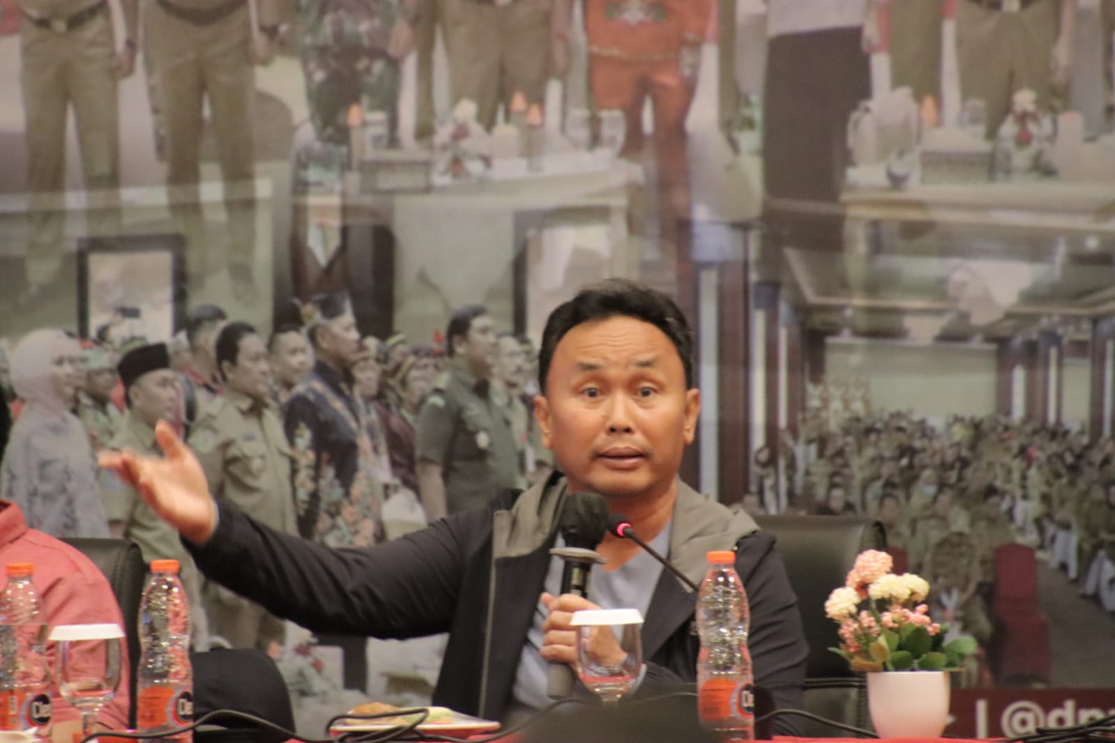 Gubernur Sugianto Sabran Lakukan Pertemuan Dengan Kades se-Kotawaringin Timur