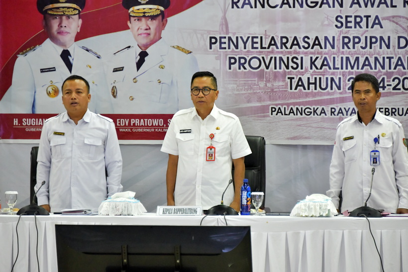 Kepala Bappedalitbang Leonard S. Ampung Buka Penyusunan Ranwal RKPD 2025 serta Penyelarasan RPJPN dalam RPJPD Prov. Kalteng Tahun 2025-2045