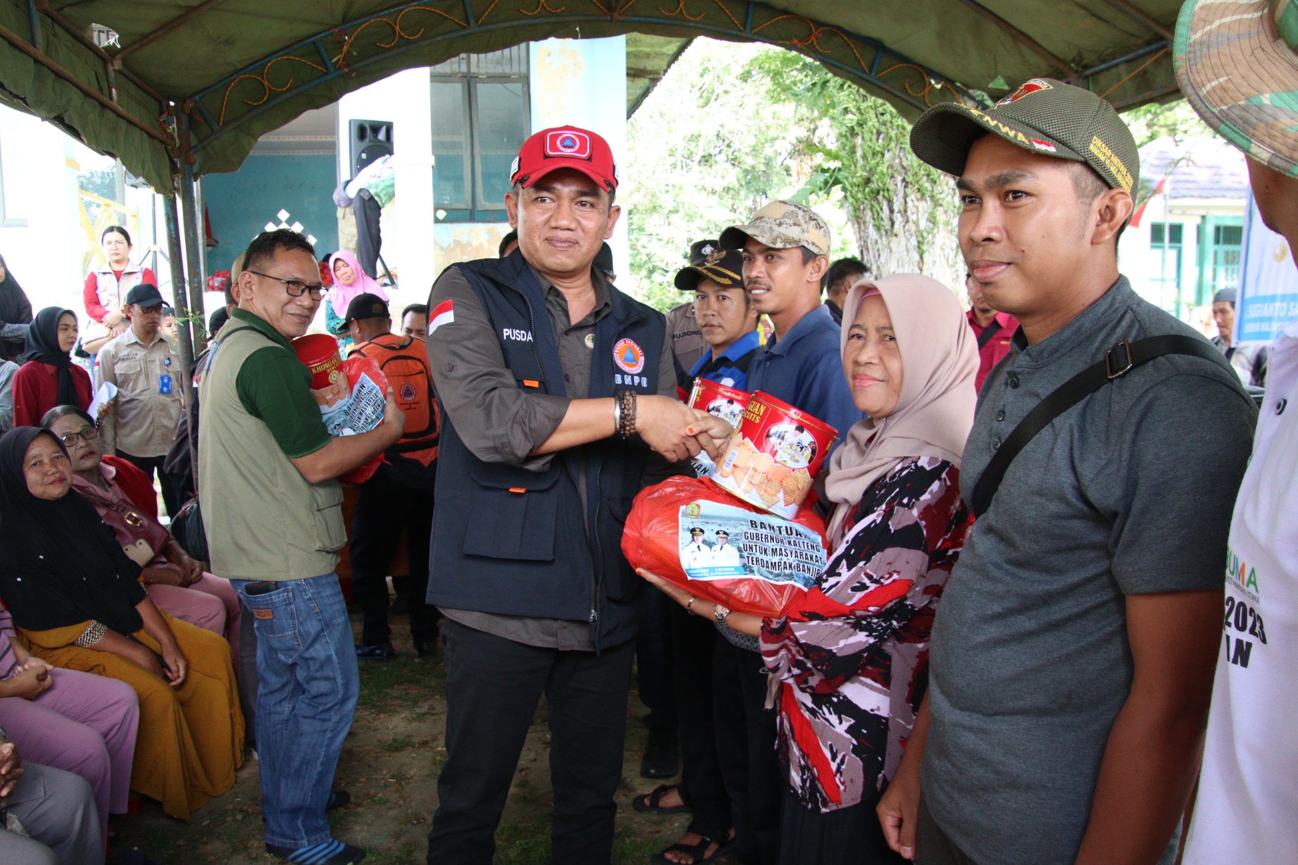 Ribuan Paket Sembako Gratis untuk Warga Desa Terdampak Banjir di Wilayah Kabupaten Barito Selatan