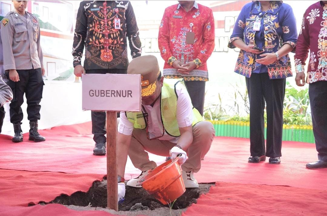 Gubernur Kalteng Agustiar Sabran Lakukan Groundbreaking Dapur SPPG MBG Polda Kalteng