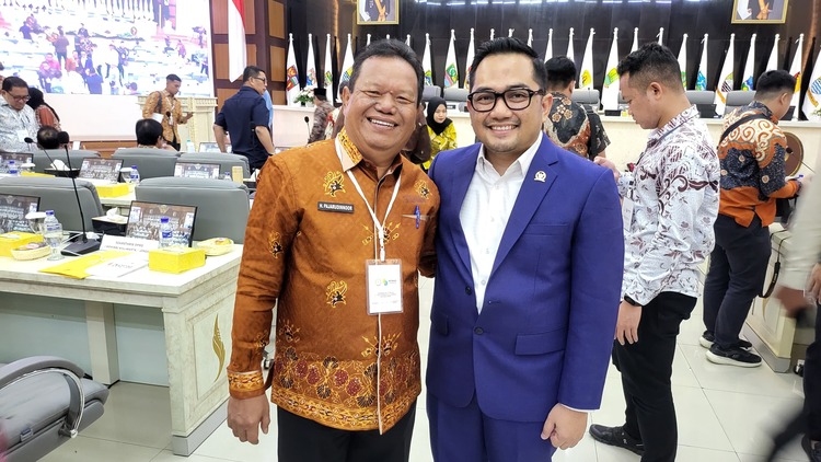 Ketua DPRD dan Sekretaris DPRD Prov. Kalteng Hadiri Musyawarah Nasional I ADPSI dan ASDPSI