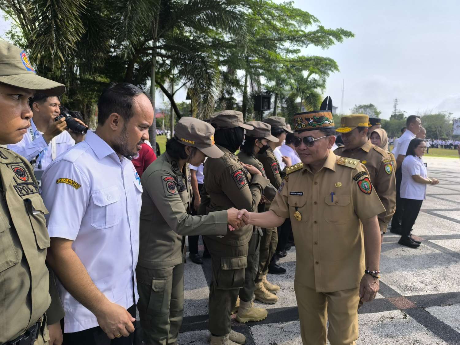 Kepala Satpol PP Prov. Kalteng Turut Hadiri Apel Gabungan