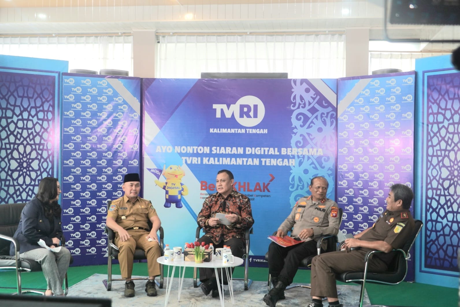 Gubernur Kalteng Sugianto Sabran Jadi Narasumber Pada Acara Talkshow