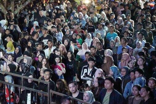 Kadisbudpar Kalteng Hadiri Tour Konser Isen Mulang BERKAH