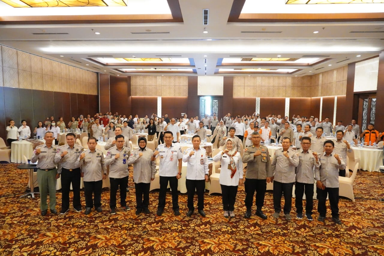 Sahli Suhaemi Buka Rakor Penyelenggaraan Penanganan Pasca Karhutla