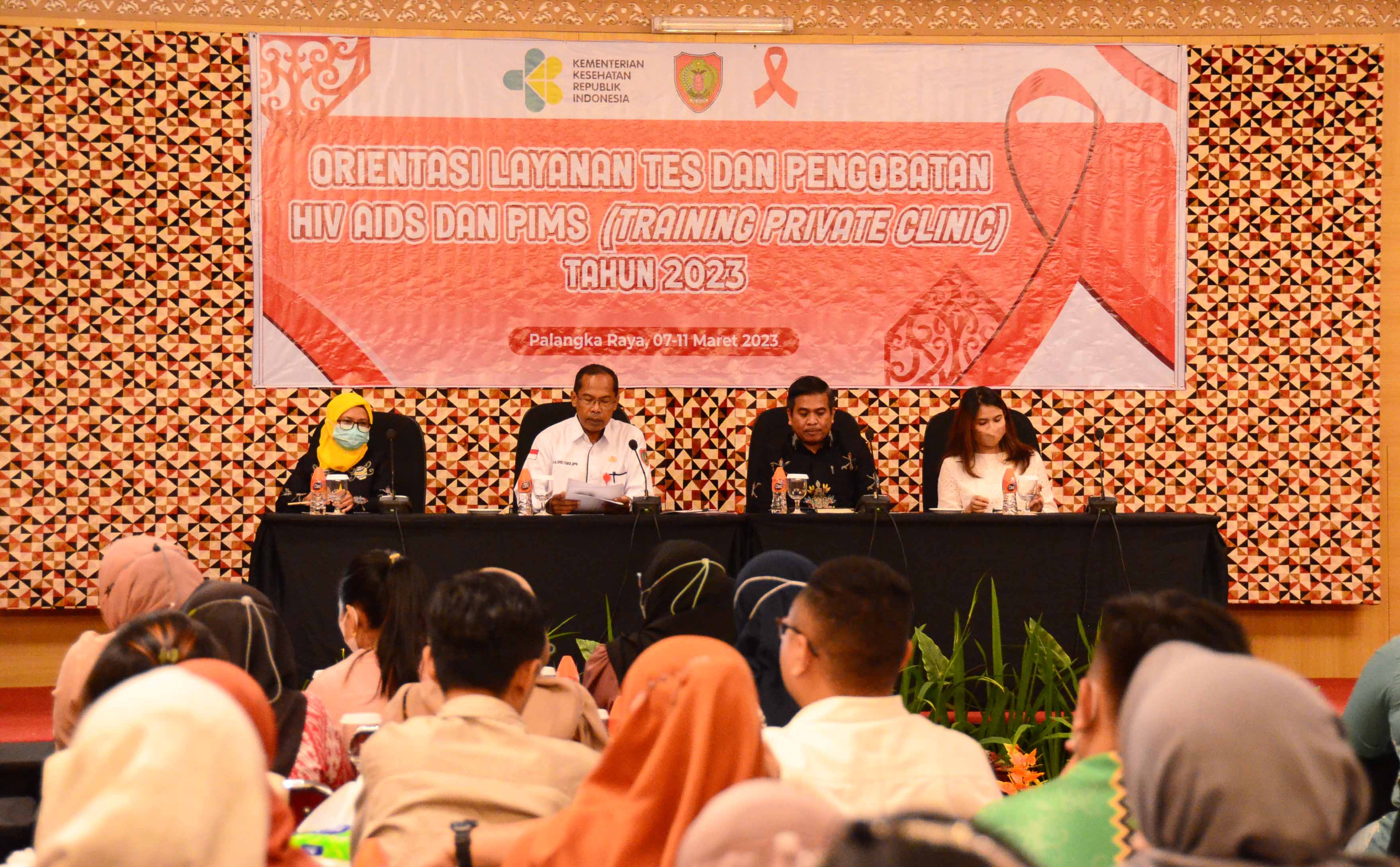 Dinkes Prov. Kalteng Gelar Orientasi Layanan Tes dan Pengobatan HIV AIDS dan PIMS Training Private Clinic Tahun 2023