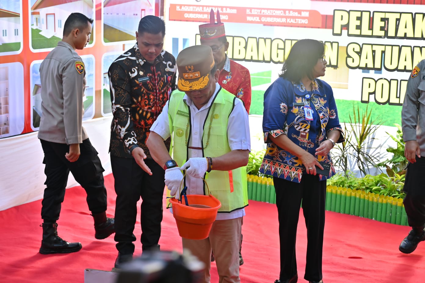 Gubernur Kalteng Agustiar Sabran Apresiasi Pembangunan Dapur SPPG MBG Oleh Polda Kalteng