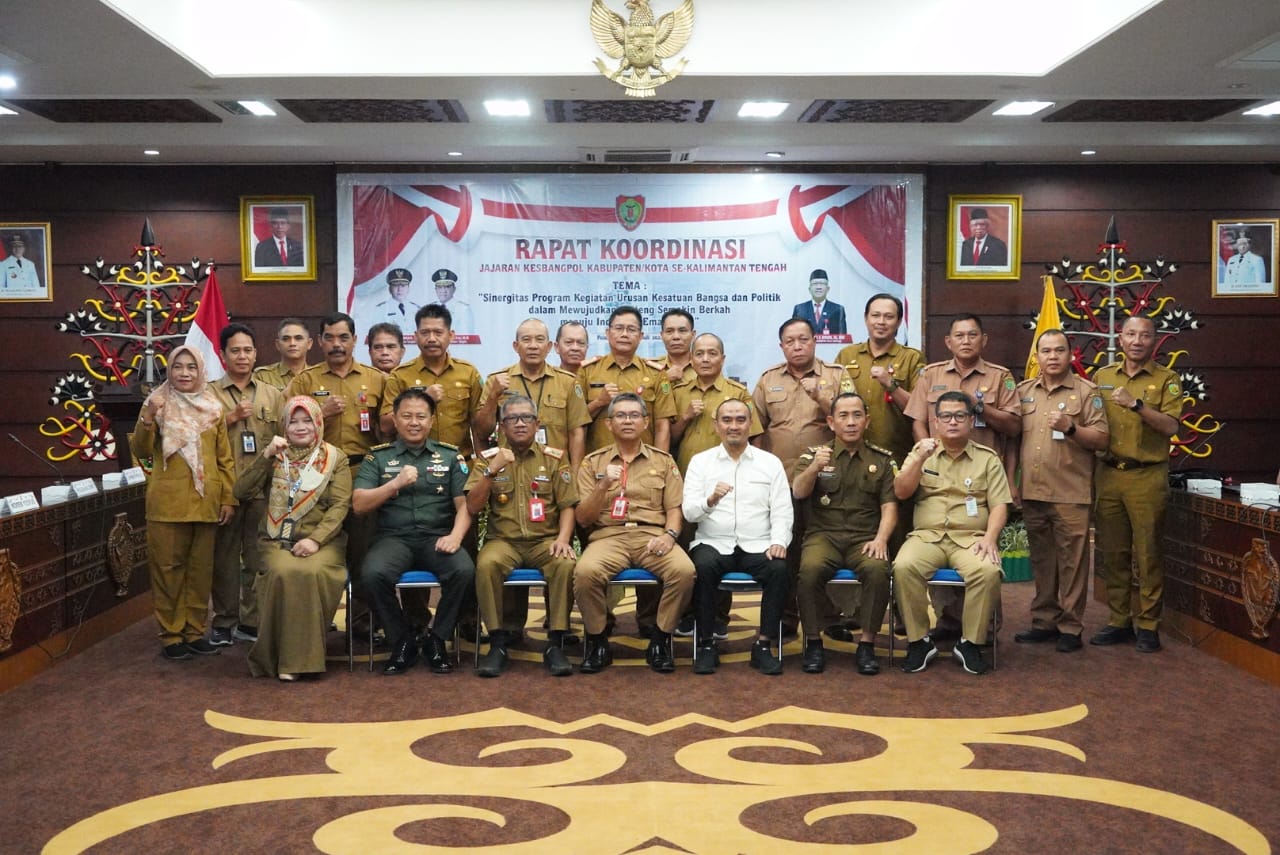 Plh. Sahli Gubernur Pemkumpol Akhmad Husain Buka Rakor Jajaran Kesbangpol Se-Kalteng